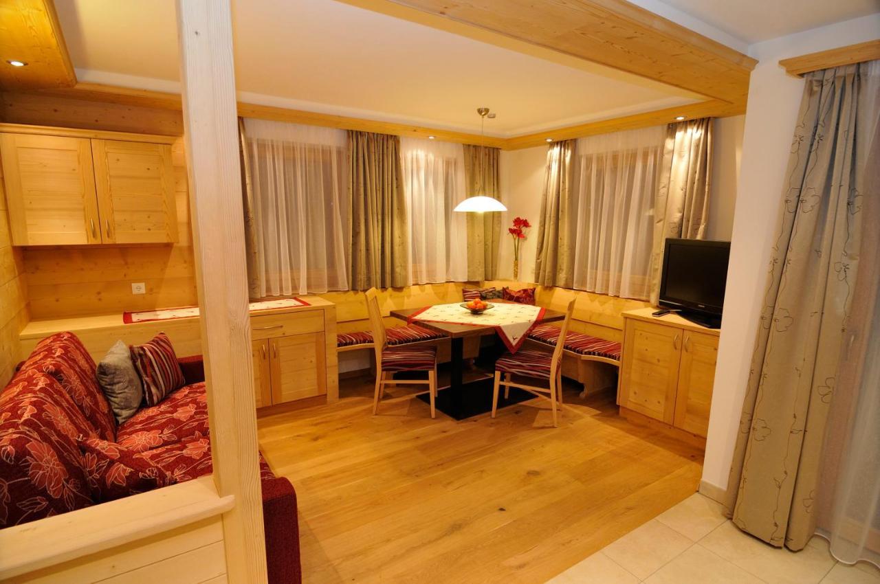 Chalet Regina Σέλβα ντι Βαλ Γκαρντένα Εξωτερικό φωτογραφία